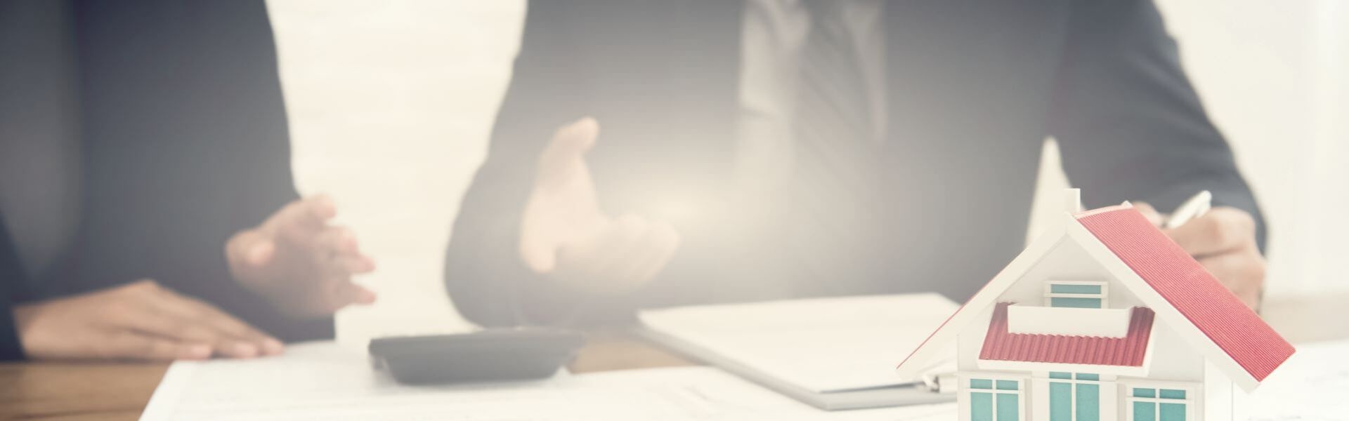 Atendimento humanizado e personalizado  Prestamos todos os serviços para que o empregador esteja dentro da lei. Tudo isso sem a necessidade do cliente ter que sair de sua rotina diária.